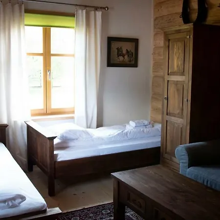 Ulanska Zagroda -certyfikowany Osrodek Dr Ewy Dabrowskiej Semesteranläggning (resort) Czlopa